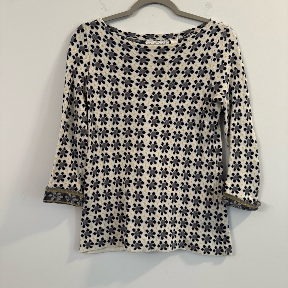 Women’s Field and Flower Floral Patterned quarter sleeve sweater size small S
